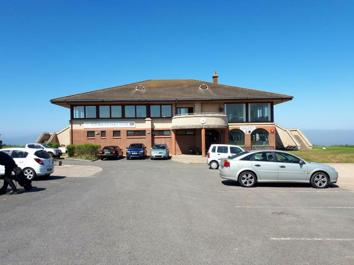 Upper Deck Villa Eyemouth Exterior photo